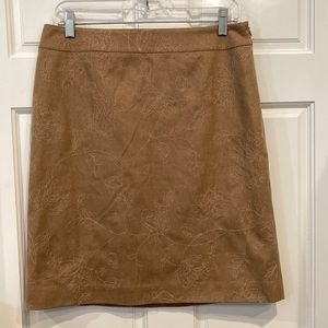 Ann Taylor tan wool pencil skirt with embroidery size 8